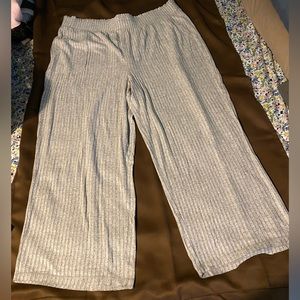 SO wide leg high rise soft stretchy pants with pockets on front gray NEW 3X